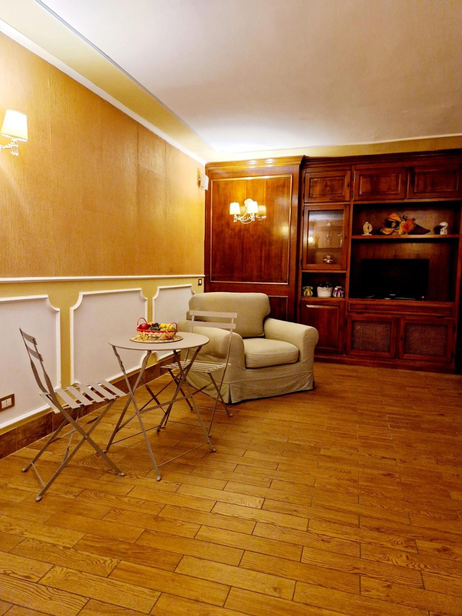 Apartment Fuga A Naples